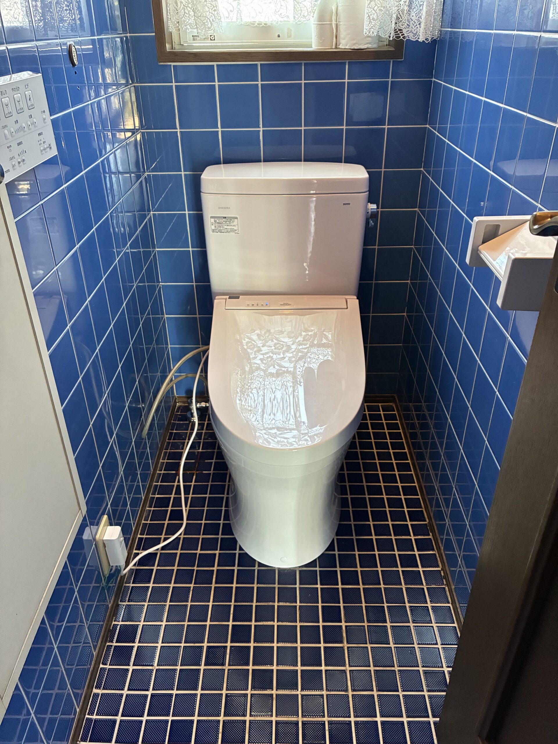 １Ｆ,２Ｆトイレ一式取替