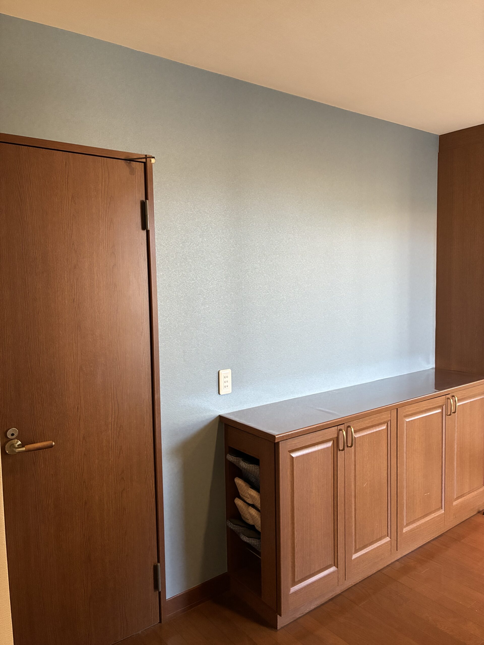 施工後　玄関収納まわり